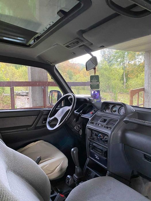 Mitsubishi pajero