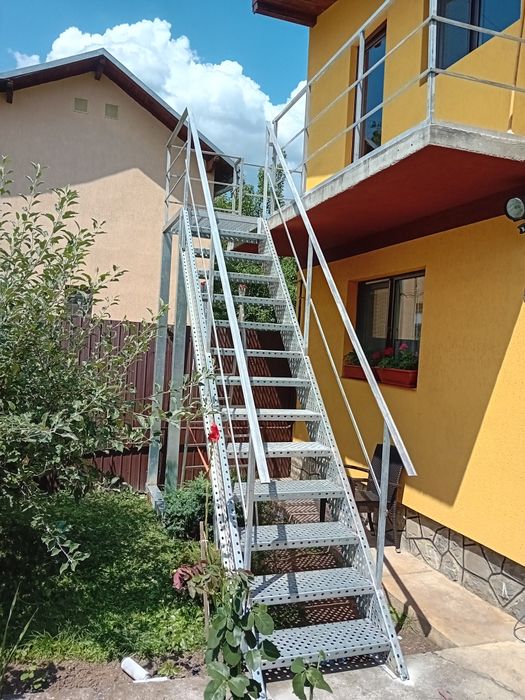 Scara metalica zincata facem și montaj