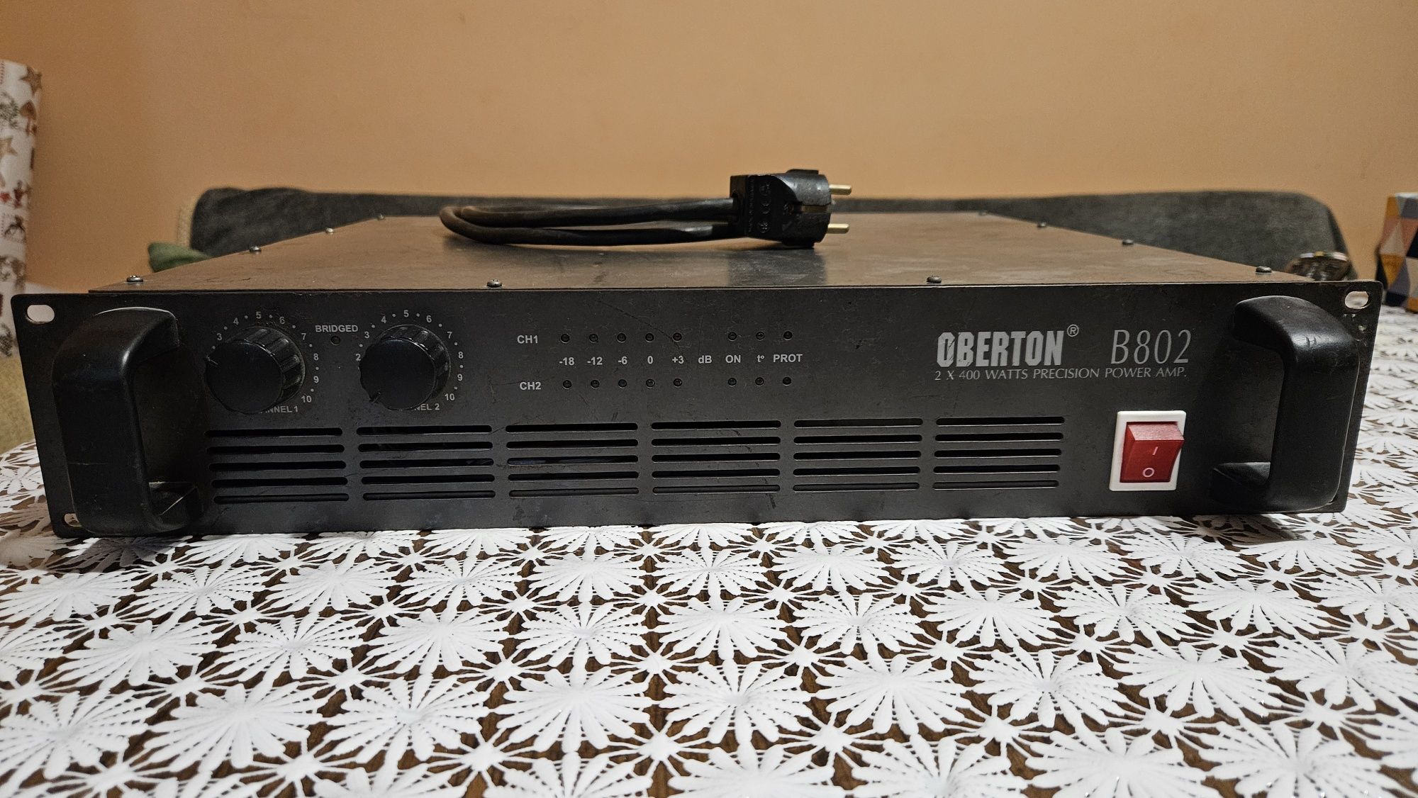 Усилвател Oberton B802 400W