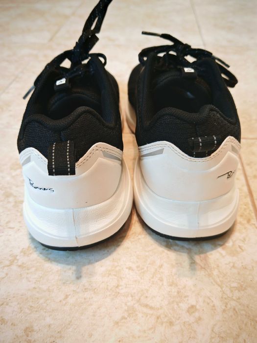 Чисто Нови Оригинални Маркови Маратонки RUNNERS TITANIUM 42 номер