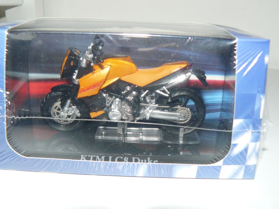 Macheta Moto KTM LC8 DUKE, Noua,Scara 1:24,Brand Atlas Collection