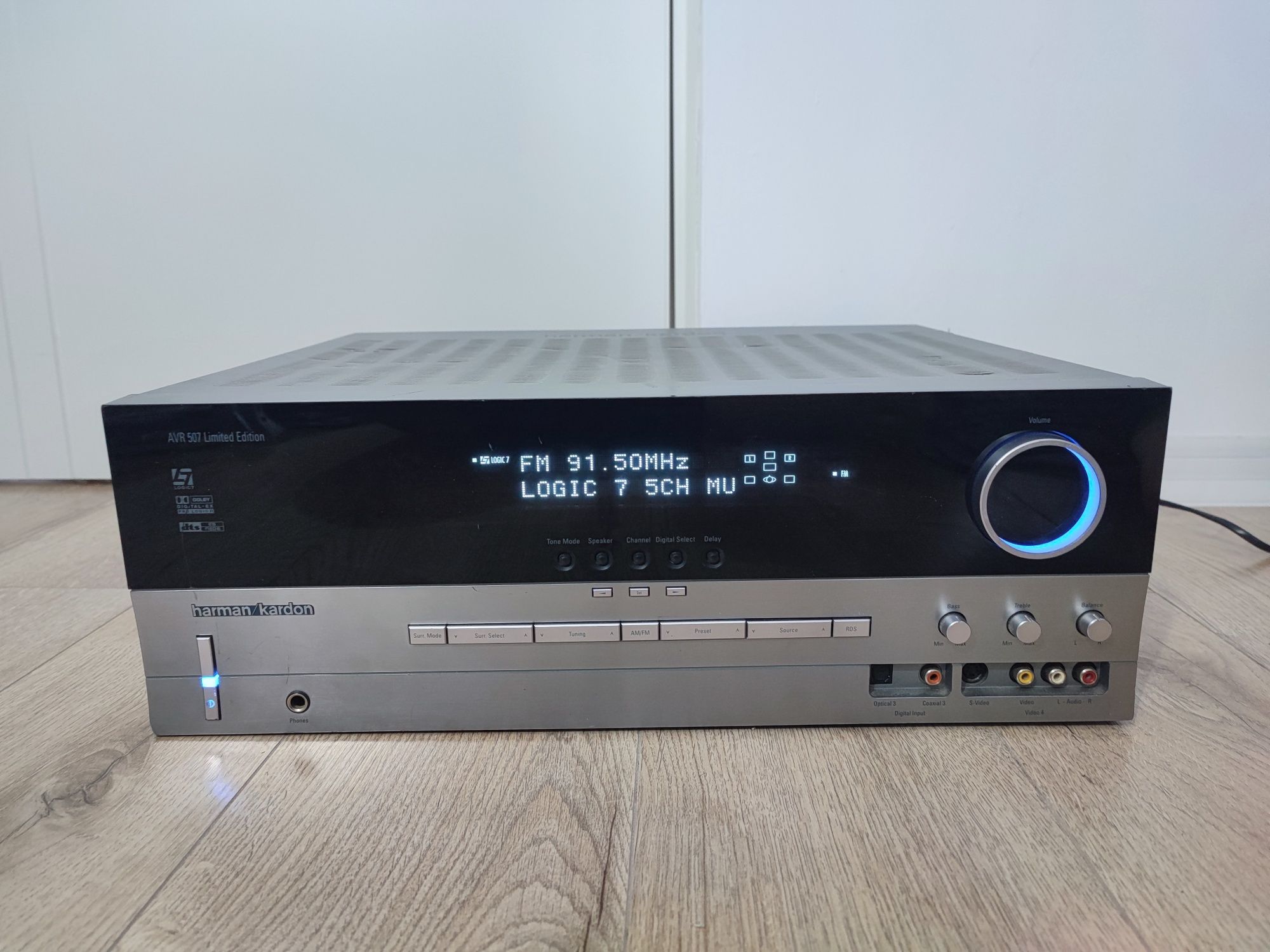 Amplificator Harman Kardon AVR 507 Limited Edition 450 Wati ventilator