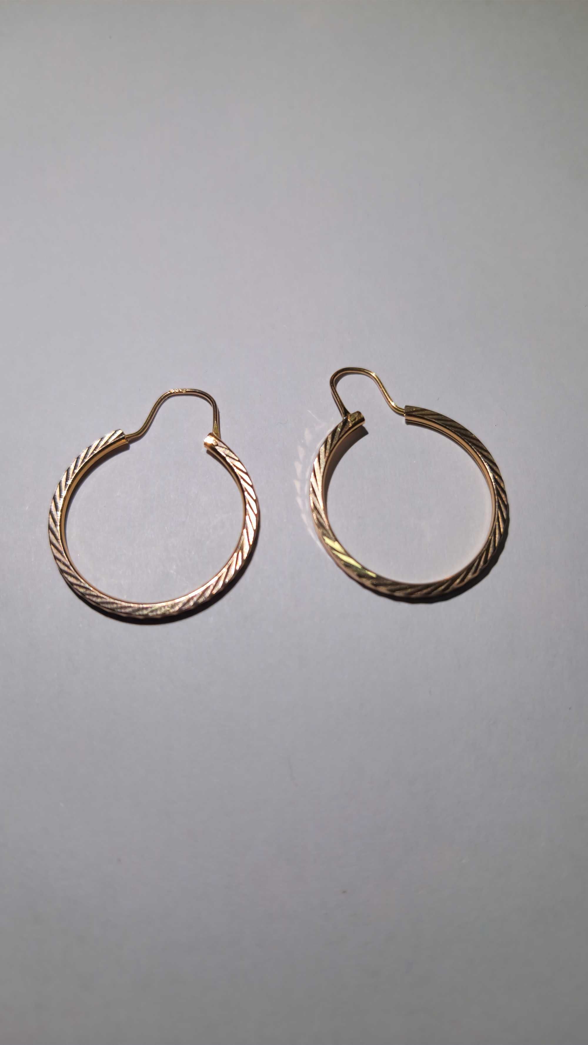 Cercei Aur 14K Creole cu Model Diagonal