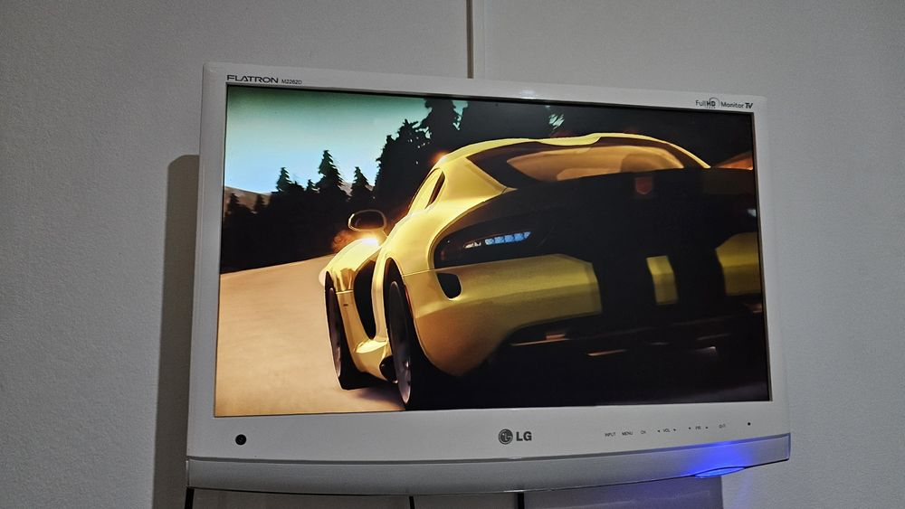 Xbox slim complet 1 maneta originala + 12 jocuri Minecraft