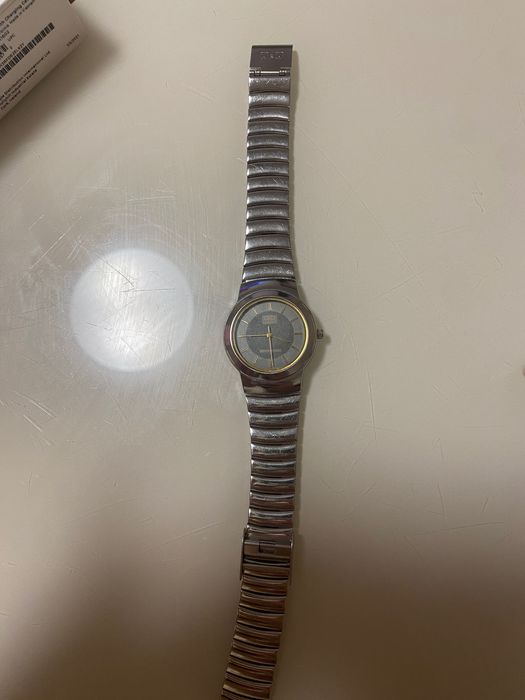 Часовник Q&Q quartz