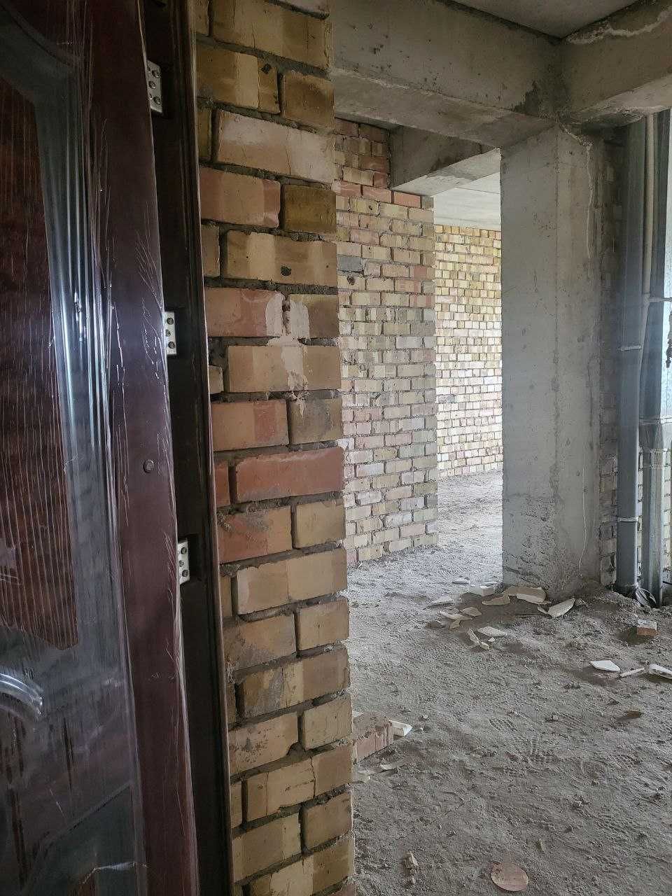 Продаётся  Квартира в новостройке на Дубовой!