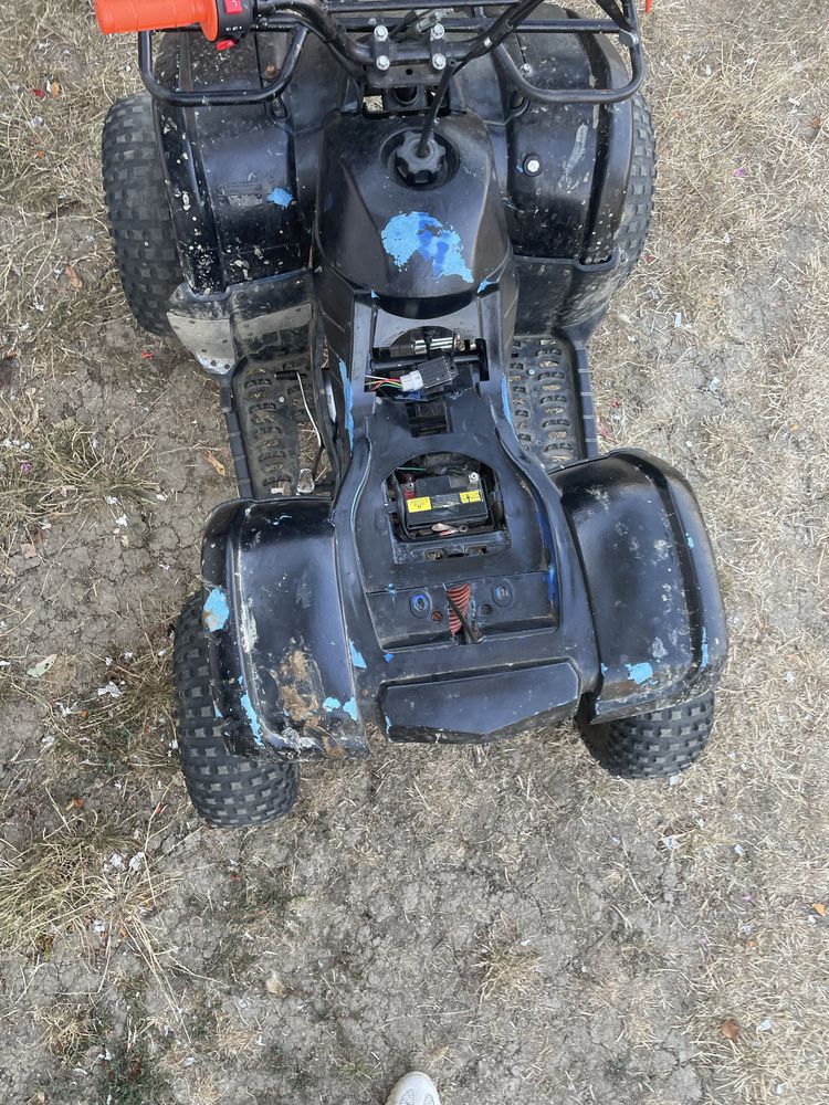 Vănd atv 125cc utilizat