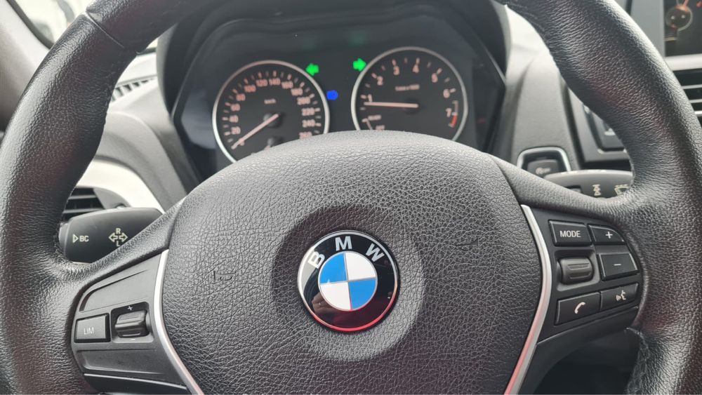 BMW Seria 1 anul 2015