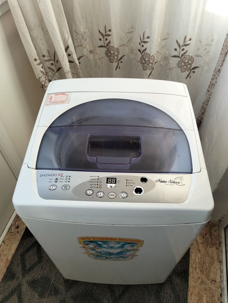 Продам стиральную машинку с вертикальной загрузкой
