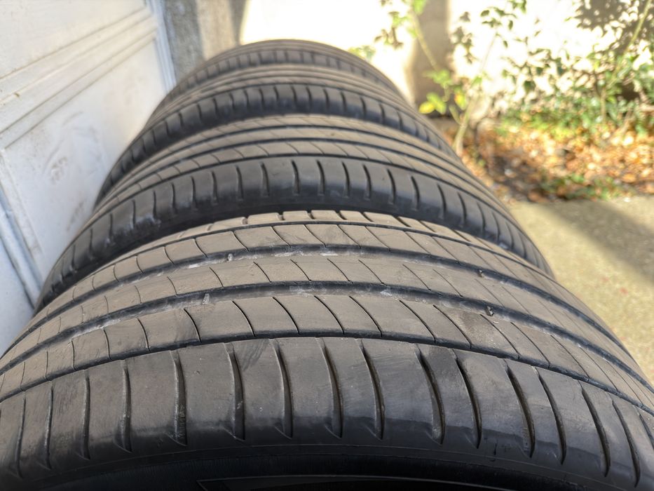 Set 4 anvelope Michelin 225 50 18 vara an 2019 si 2021