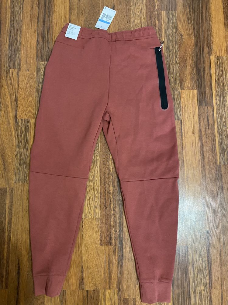 Nike tech fleece pantaloni M , L
