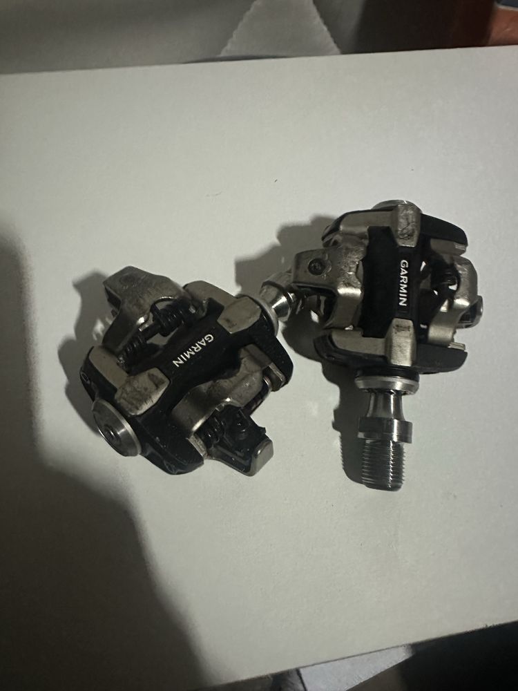 Garmini spd meter pover