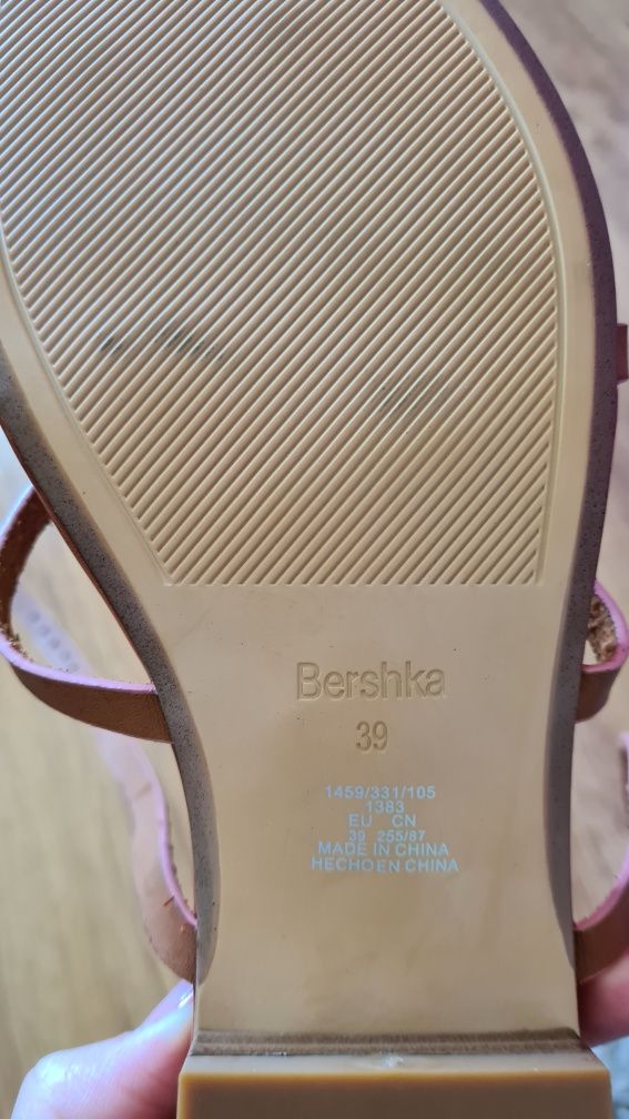 Sandale Bershka 39