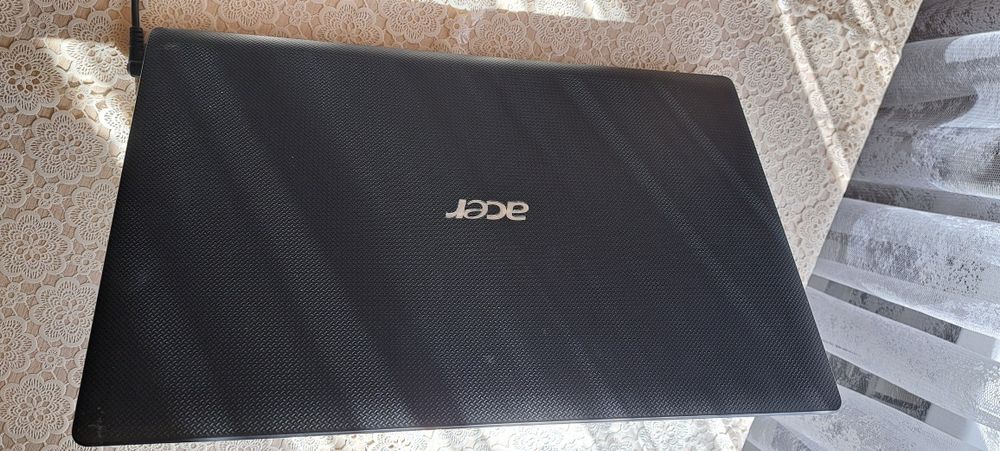 Acer 5750G. i3-2350M