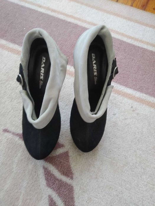 Нови велурени боти, 38 номер