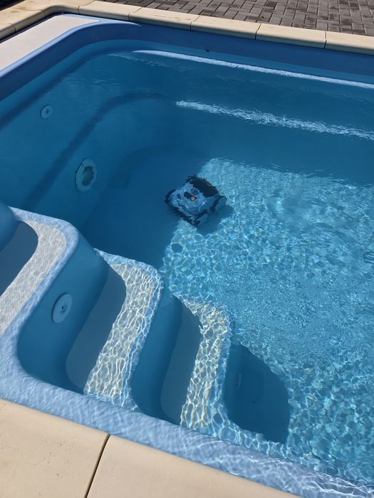 Robot automat curățare piscină