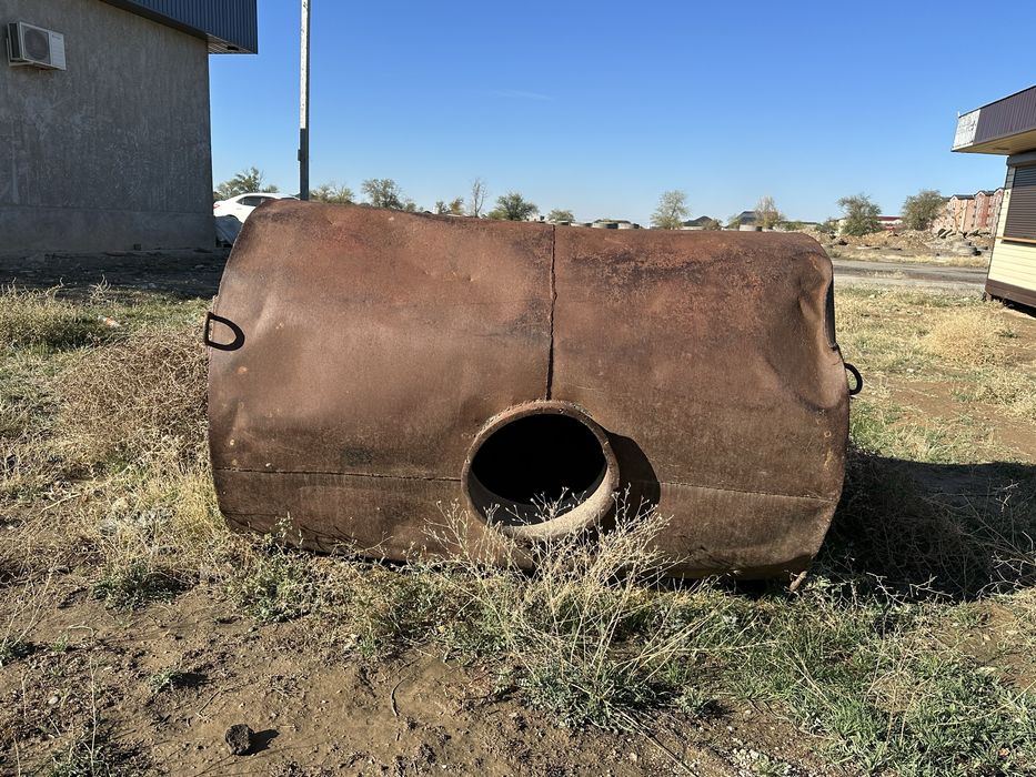 Продам металическая бочка (ёмкость) для воды-3куба