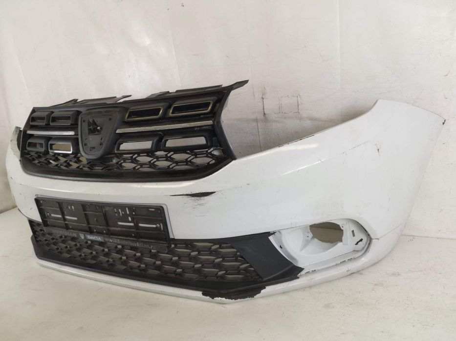 Bara Fata Cu Grila Radiator Si Grila Inferioara Dacia  Logan 2 [faceli