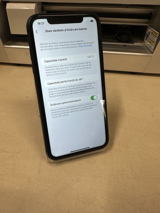 Iphone 11 / 100% baterie / folie sticla cadou / garantie
