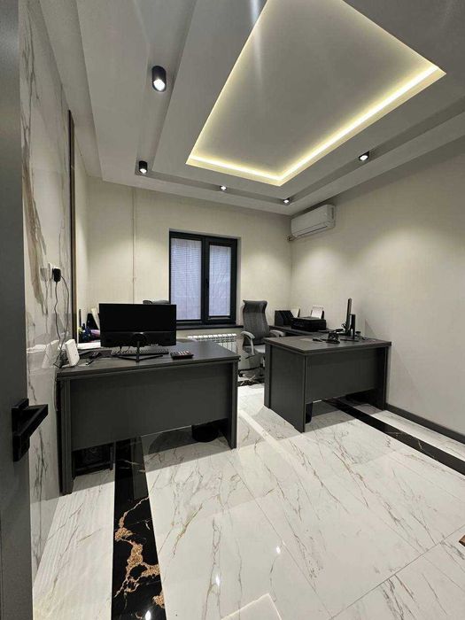 Продается офис в центре по ул. Нукусская ор-р Макро 100м с арендатором