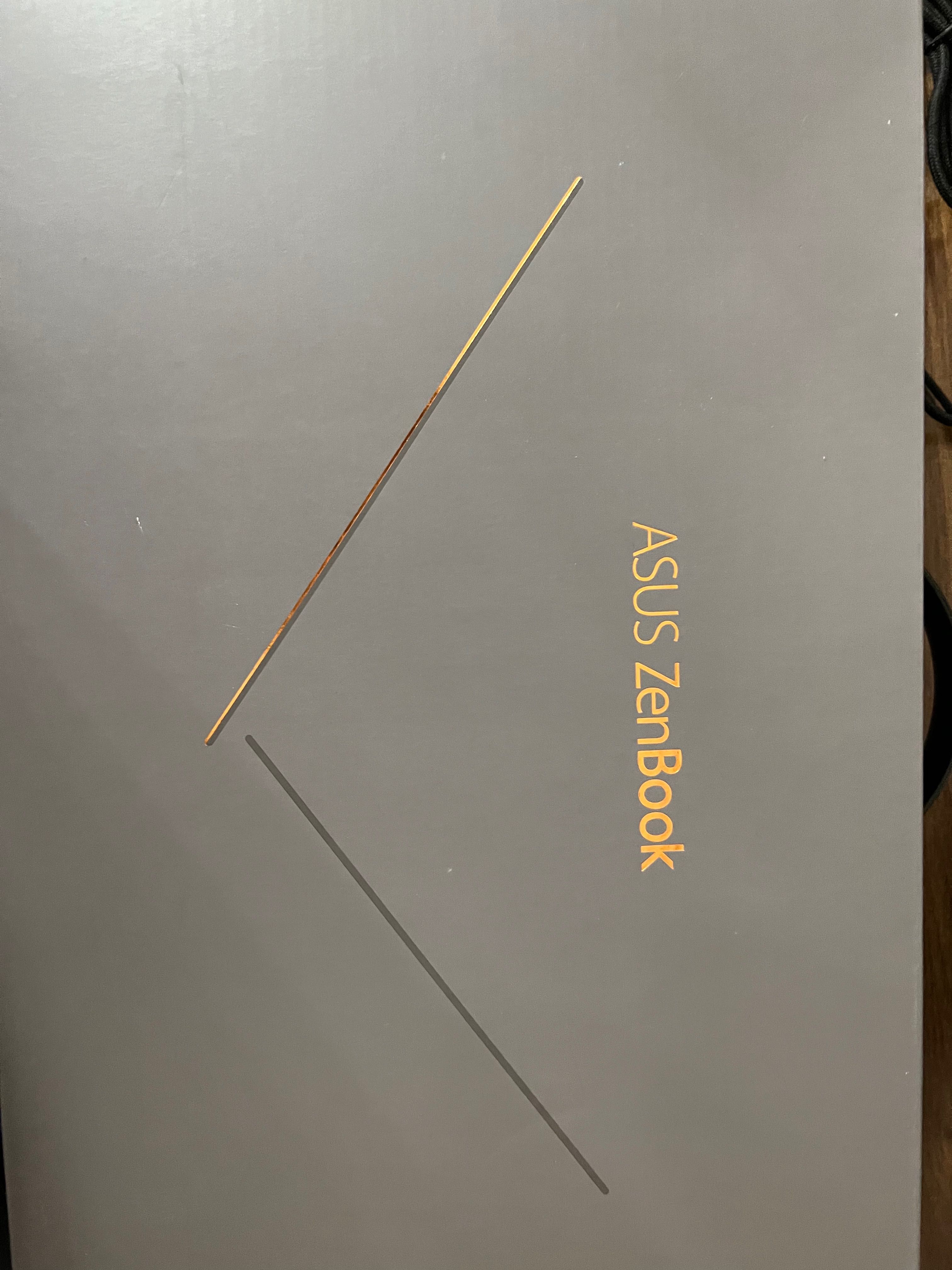 Asus zenbook UX534F