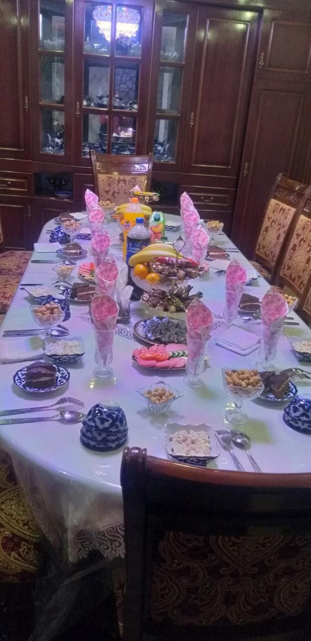 Мебель мехмонхона ва спальни учун