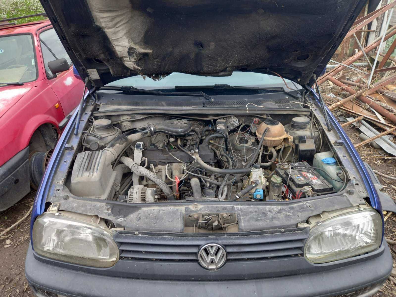 Volkswagen Golf 3 на части