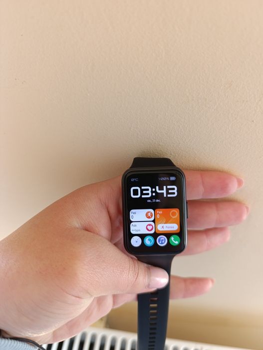 Vând smartwatch Huawei watch fit 2 midnight black