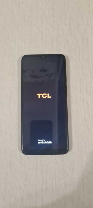 Smartphone tcl 306