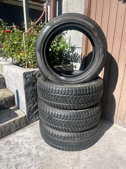Зимни гуми PIRELLI SOTTOZERO 3  215/55/18