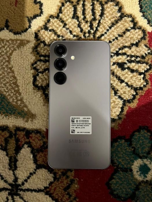 Самсунг S25 256 гб