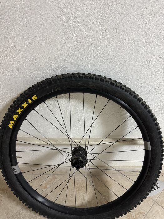 Crankbrothers synthesis 27.5,ride alfa r27