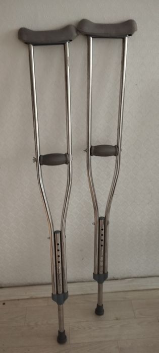 Костыли регулируемые