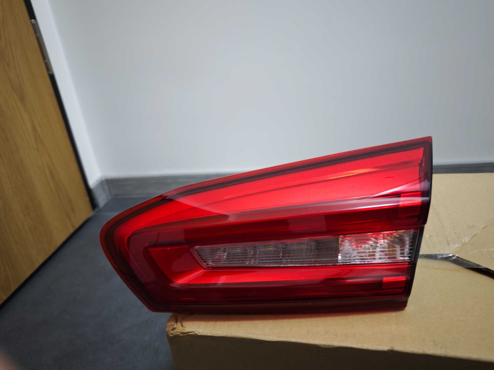 Оригинален LED стоп за Форд Фокус МК4 Хечбек