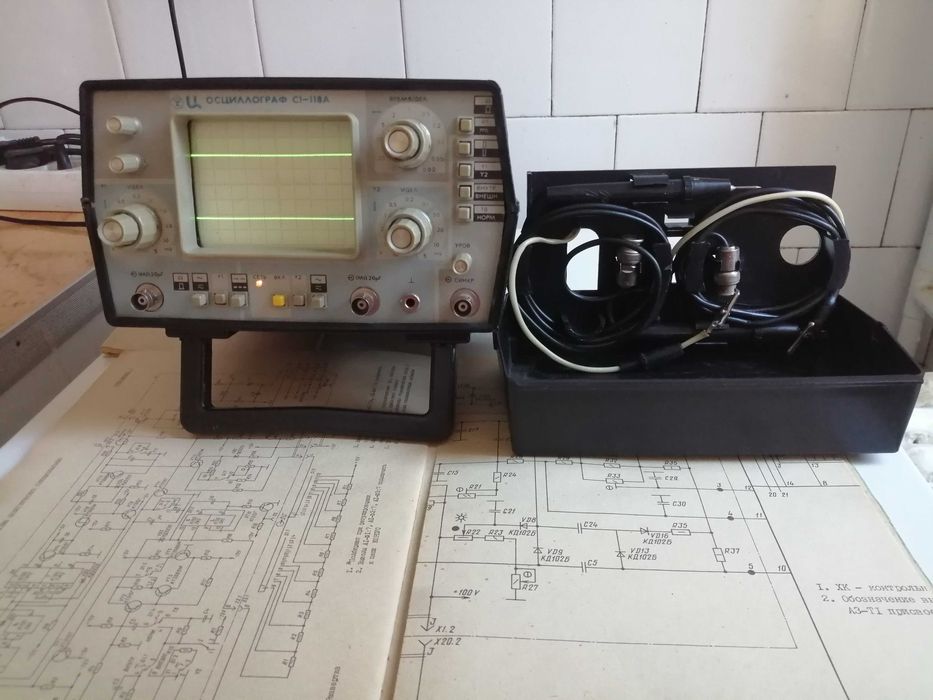Osciloscop 2 spoturi sovietic