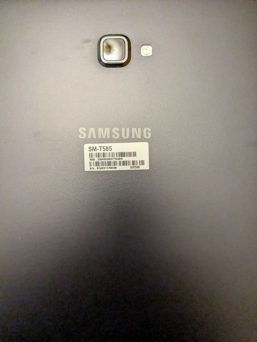 Продавам Таблет Samsung Galaxy Tab A SM-T585)(черен), 10.1" (25.65 cm)