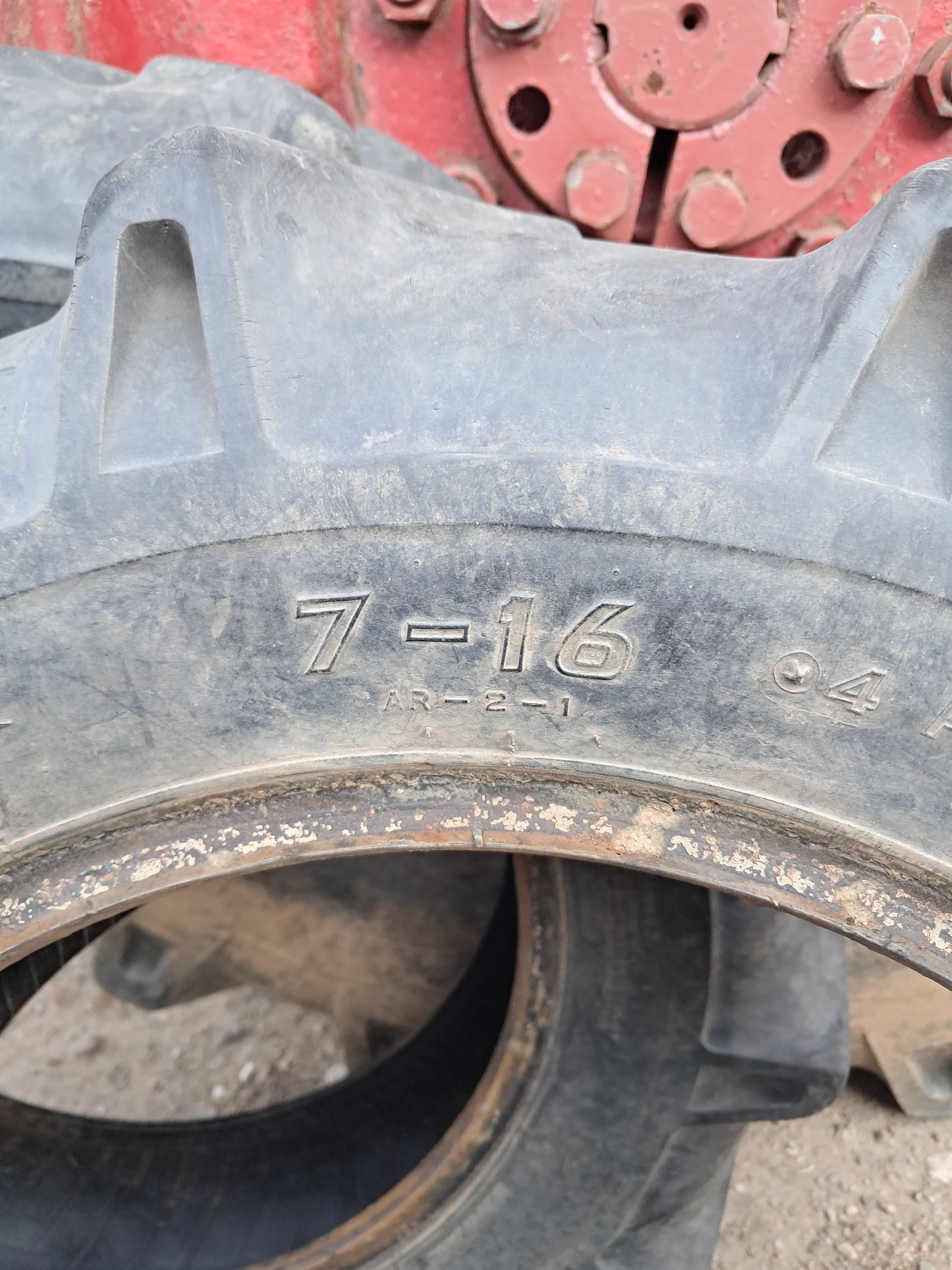 Предни гуми за трактор  7-16