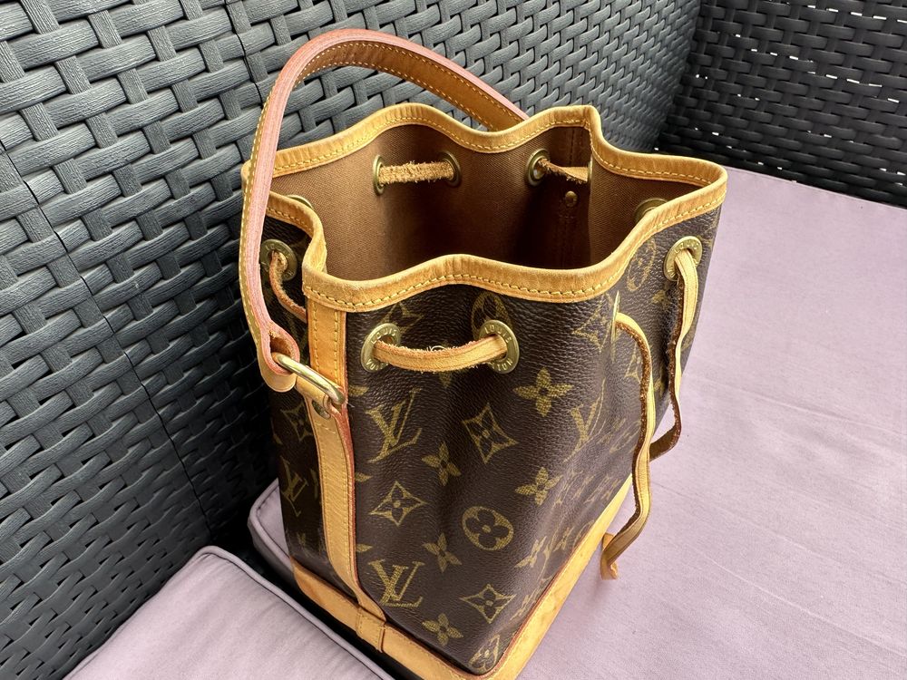 Louis Vuitton mini Noe monogram оригинална чанта