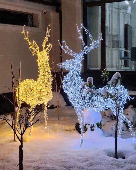 Олени новогодние