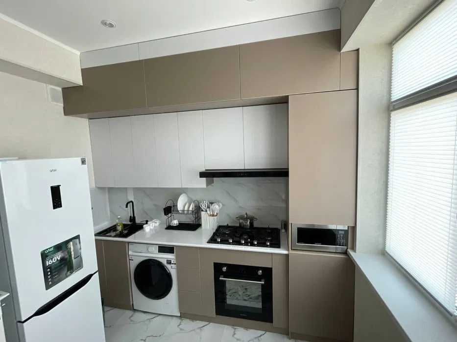 R3Сдаётся квартира 2/4/7 на Буюк Ипак Йули