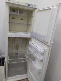 Холодильник самсунг свет белый