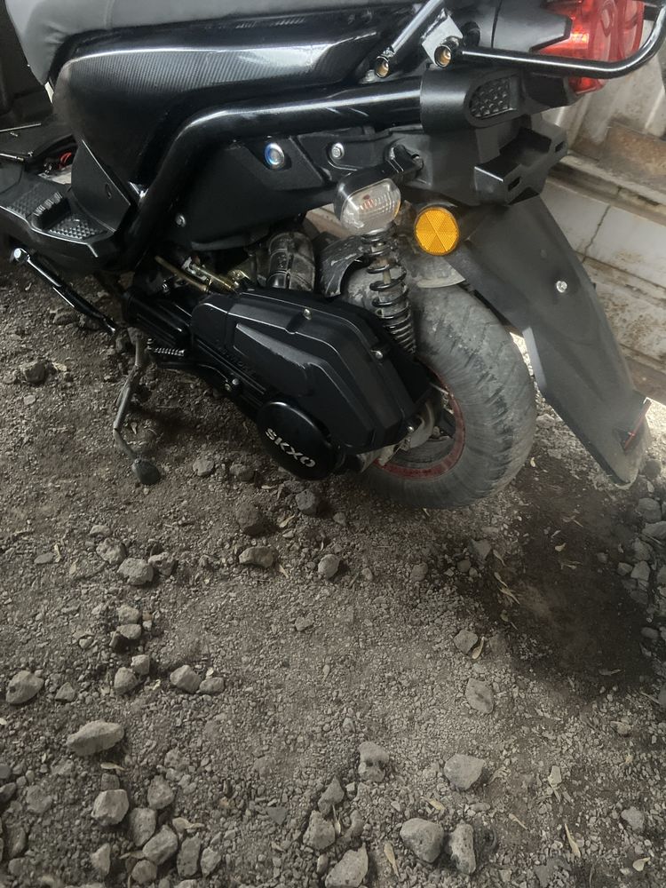 Продам скутер TANK 150cc