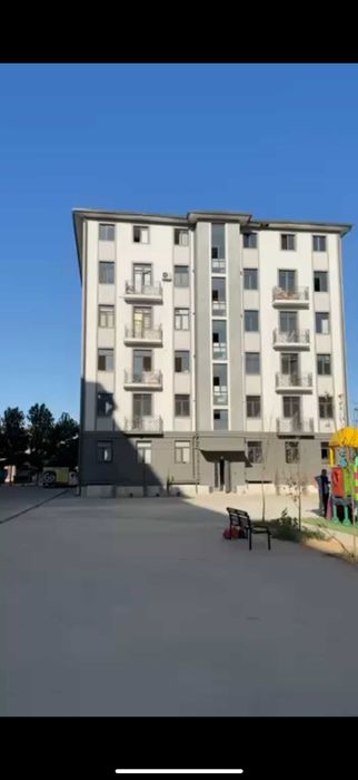 Cрочно Новостройка сотилади 3хона  Каробка  Чалакозода 620 дан кв си