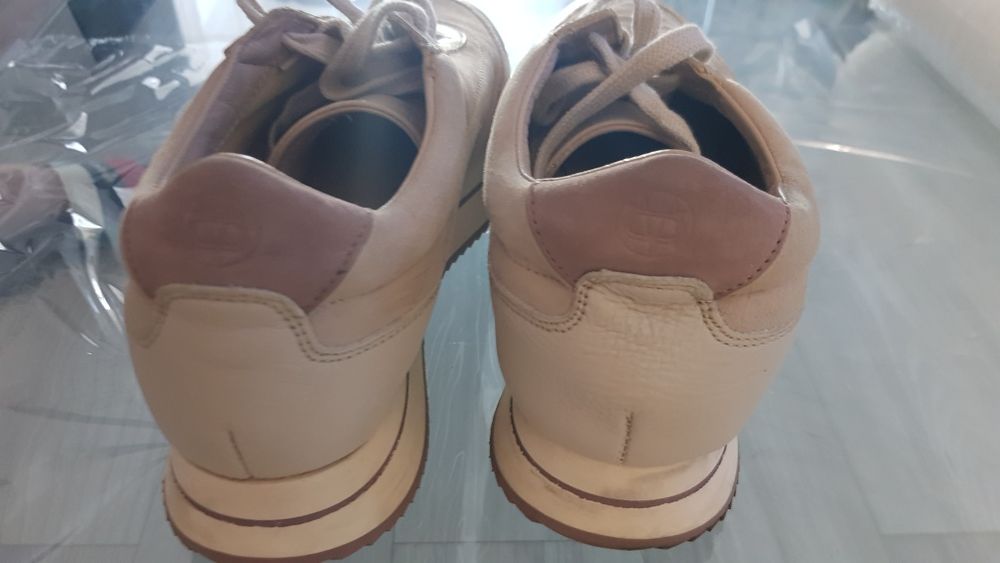 Vand pantofi sport de dama nr 40