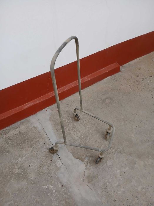 Коляска инвалидная для ходьбы