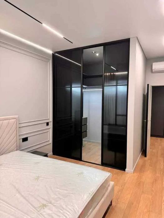 Дава се под наем Двустаен апартамент в София, Кръстова вада - 67 кв.м за 816 € - Снимка #3