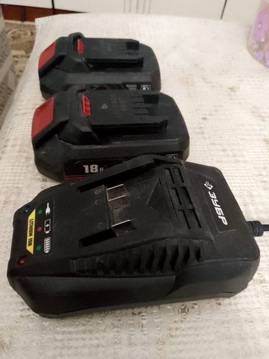 Батареи и зарядка шуруповёрт