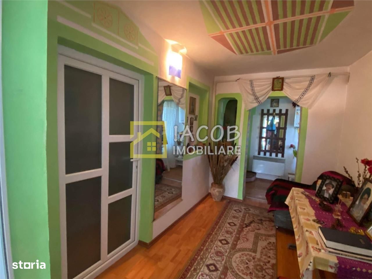 Apartament la casa cu 3 camere, Magura, Bacau