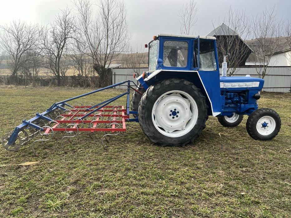 Tractor ford 4000