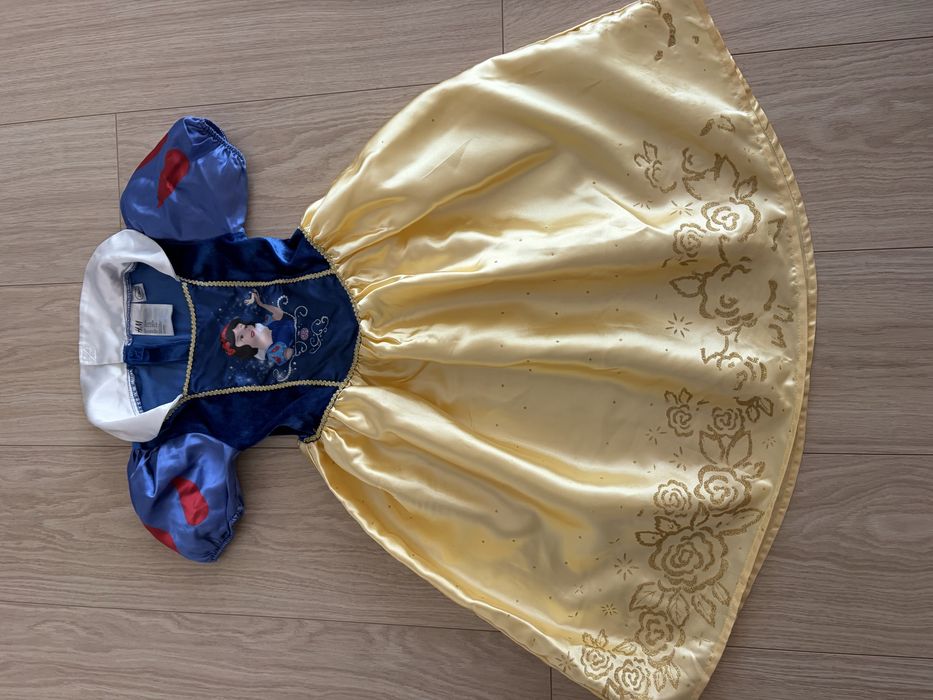 Rochie serbare, carnaval Alba ca zapada